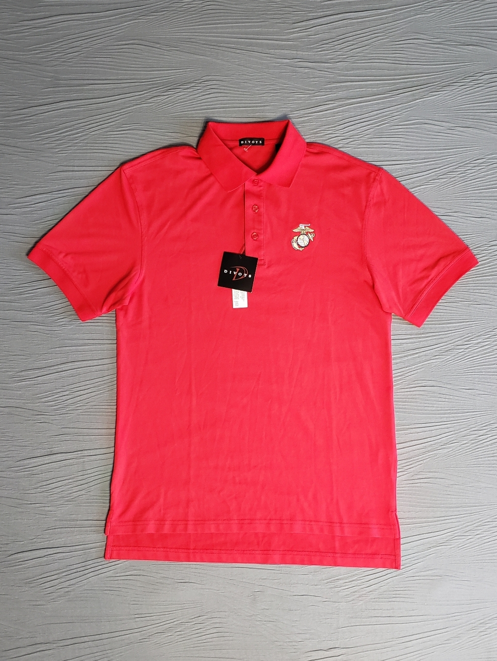 NWT! DIVOTS Men's Golf Polo Shirt w/ Marine Corps. Embroidery (M) Red